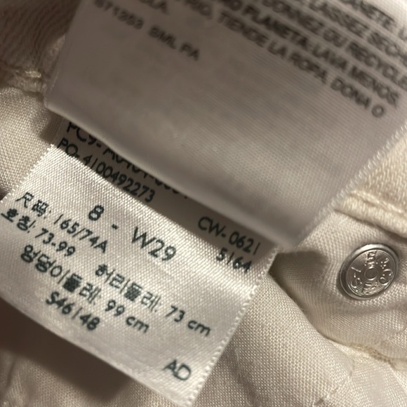 •LEVI'S•IVORY/OFF-WHITE HERITAGE HIGH RISE STRAIGHT DENIM JEANS SIZE 8/W29 - Picture 9 of 10
